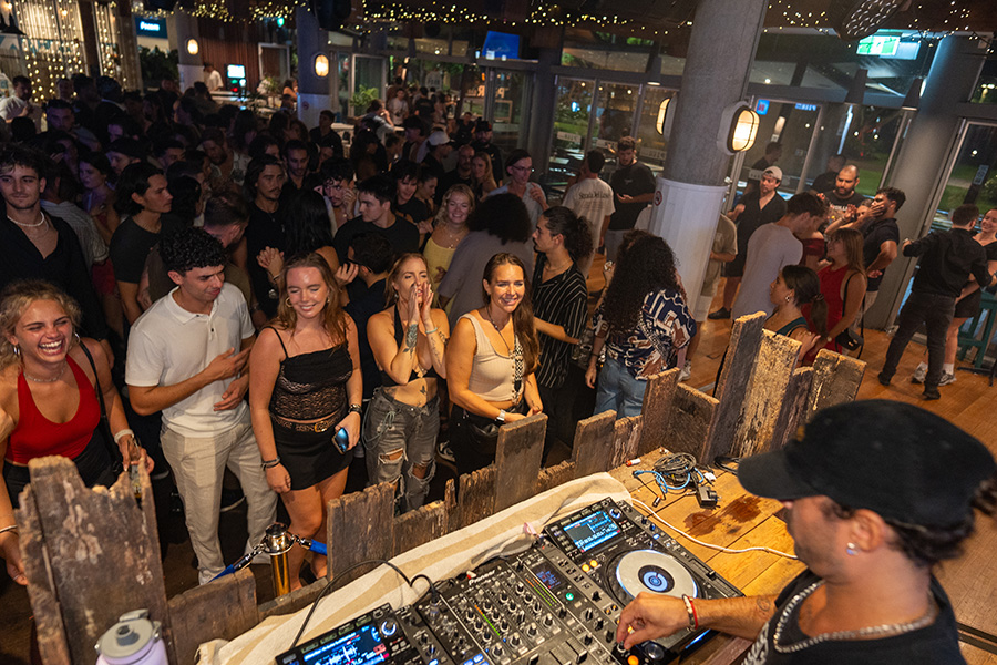DJs Friday & Saturday Nights